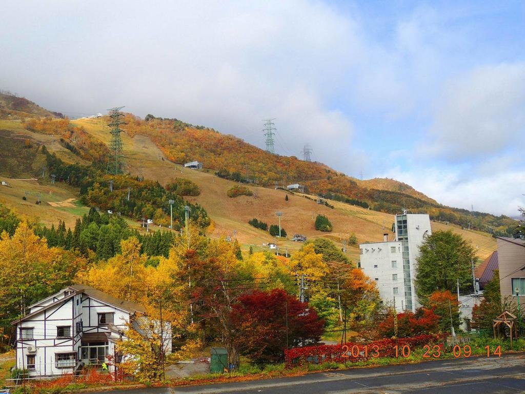 Naeba Lodge Oka Yuzawa  Esterno foto